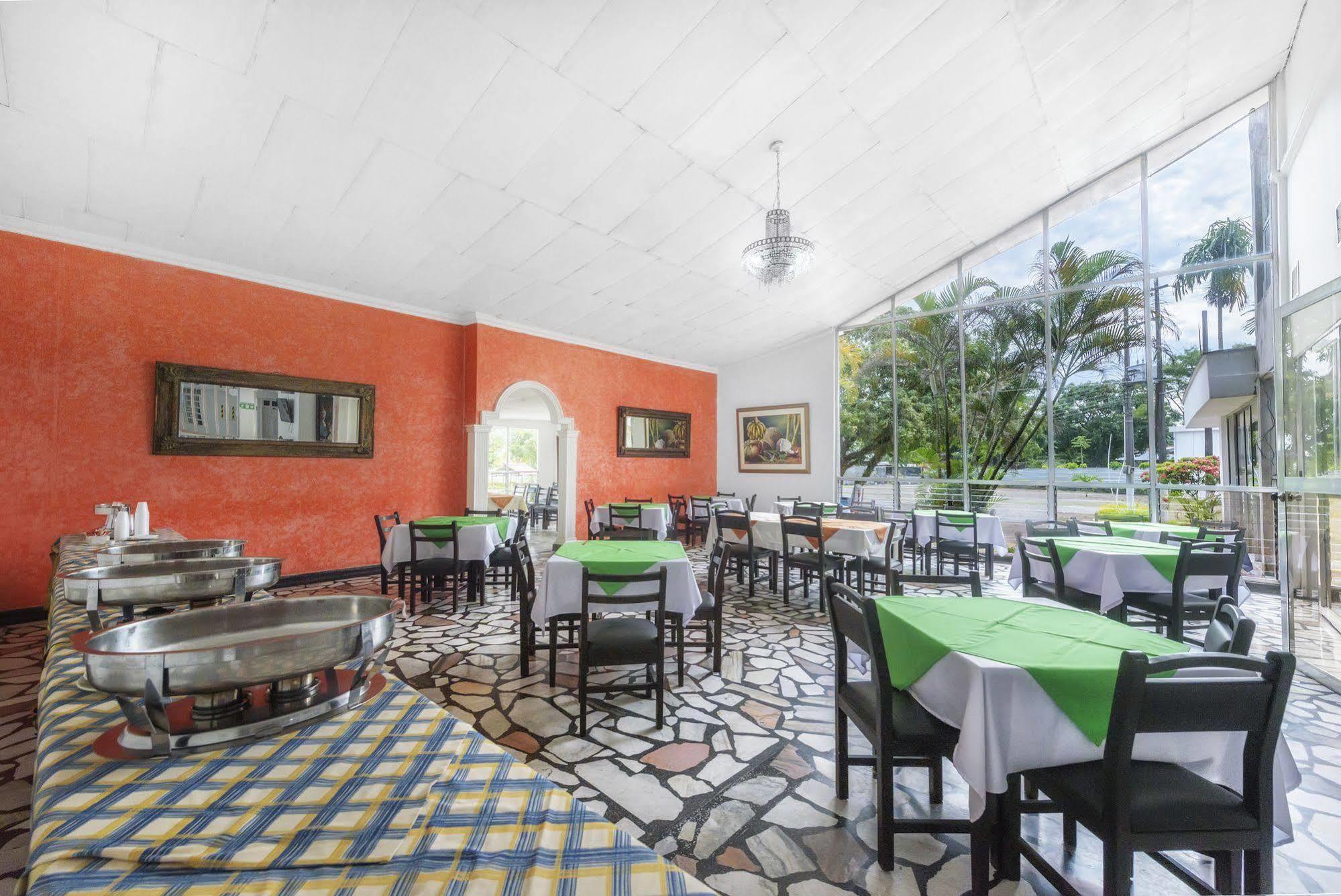 Santa Barbara Hotel Country Вільявісенсіо Екстер'єр фото