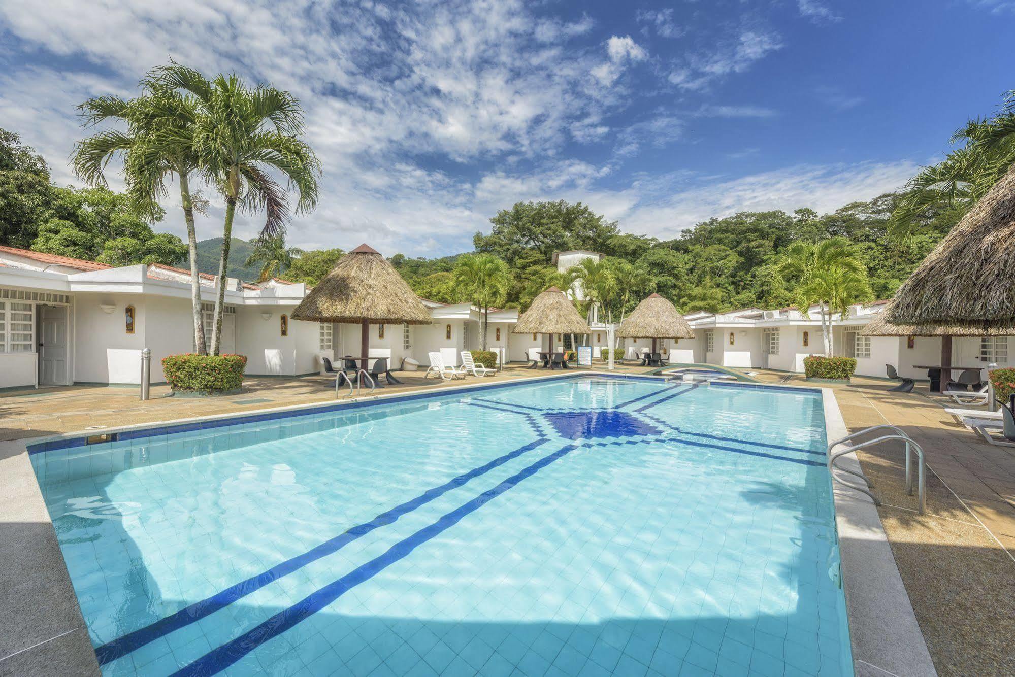 Santa Barbara Hotel Country Вільявісенсіо Екстер'єр фото